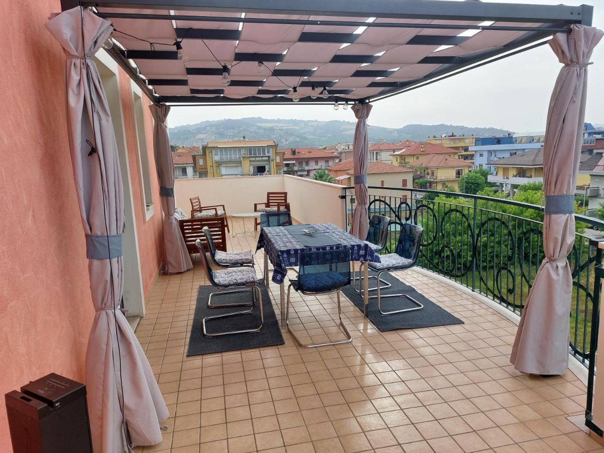 Penthouse On The Adriatic Sea Apartman Martinsicuro Kültér fotó